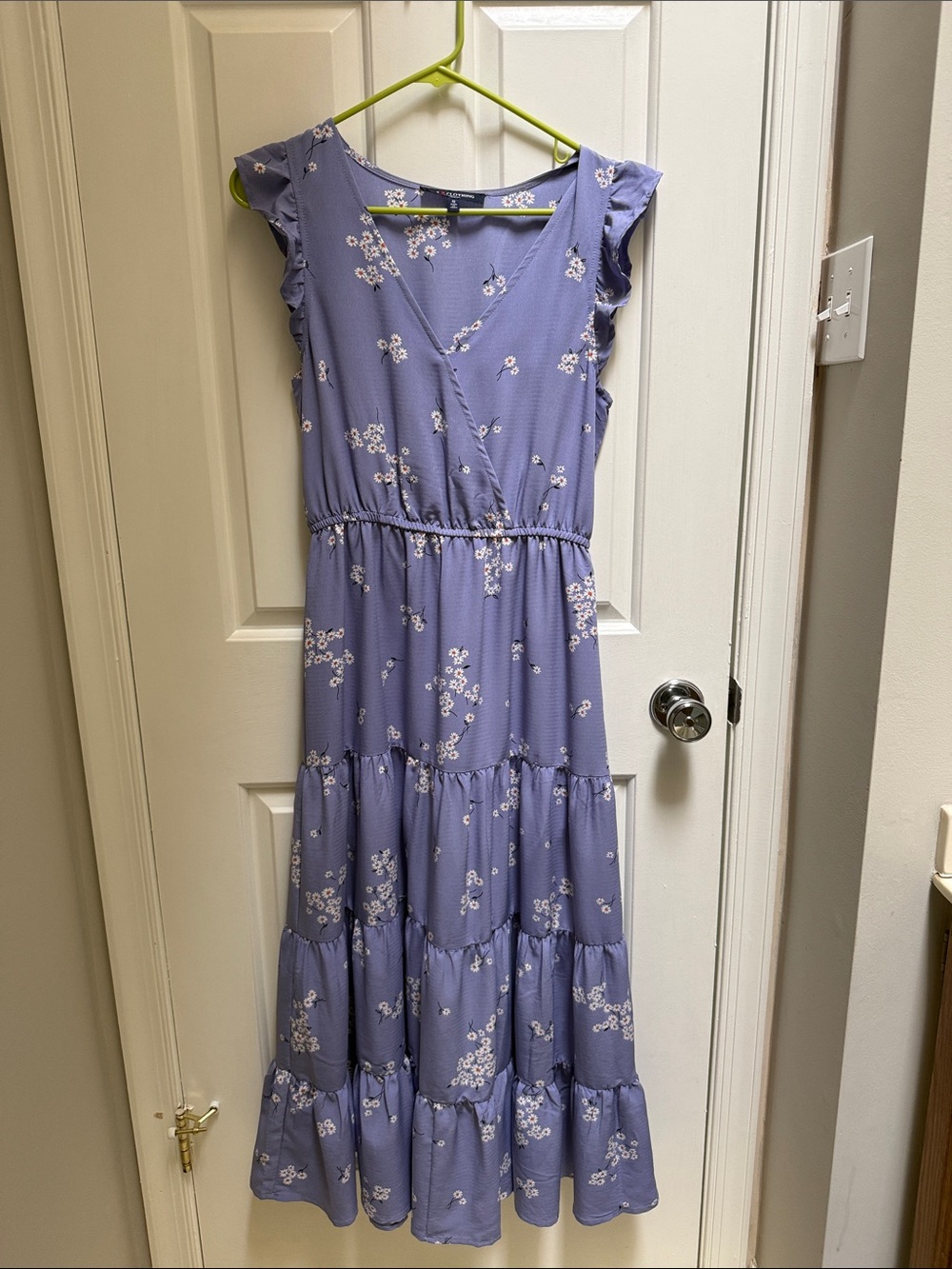 Lavender Floral Tiered Maxi Dress with Flutter Sleeves